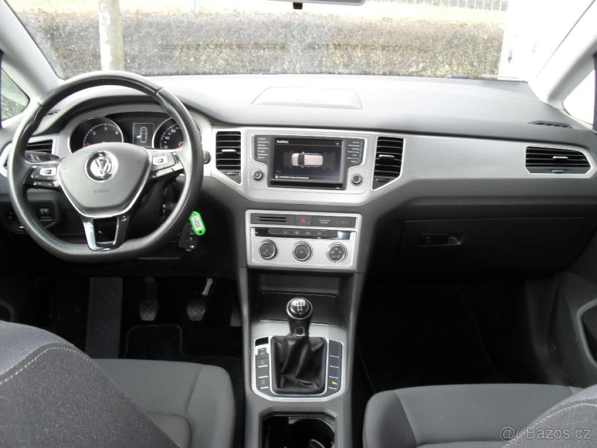 2016 Volkswagen GOLF - 17