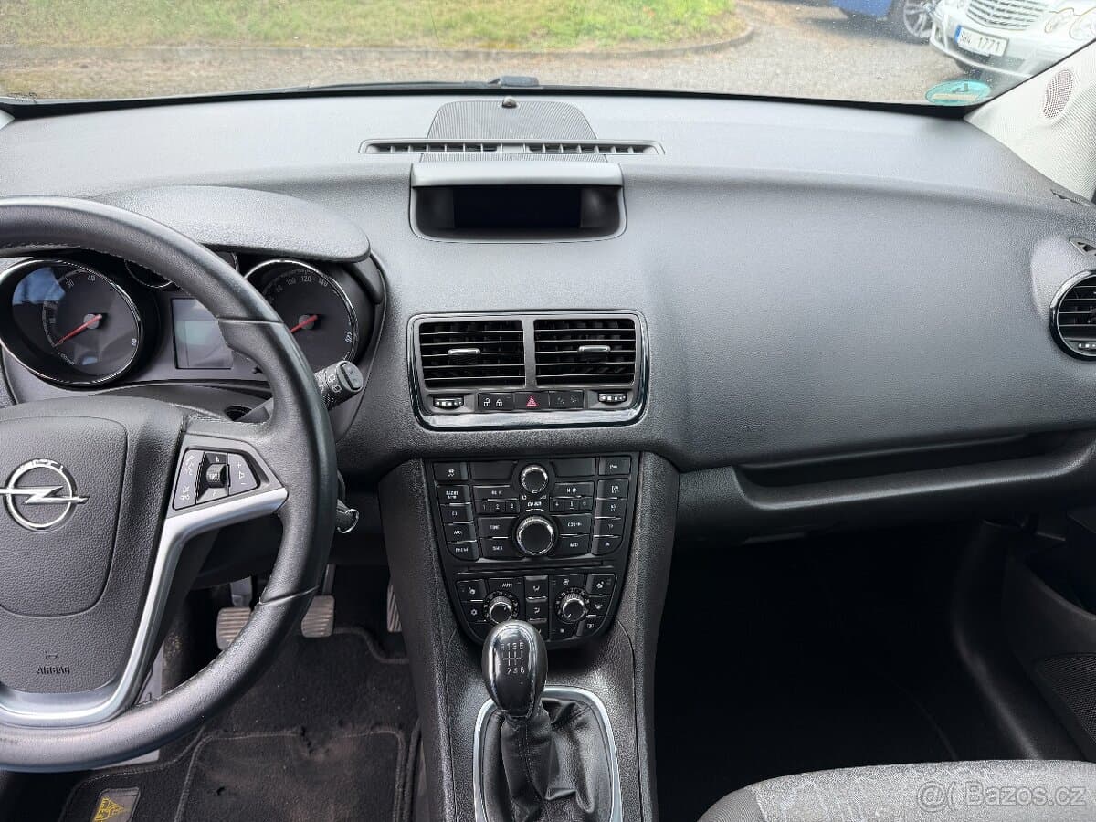 2011 Opel MERIVA - 17