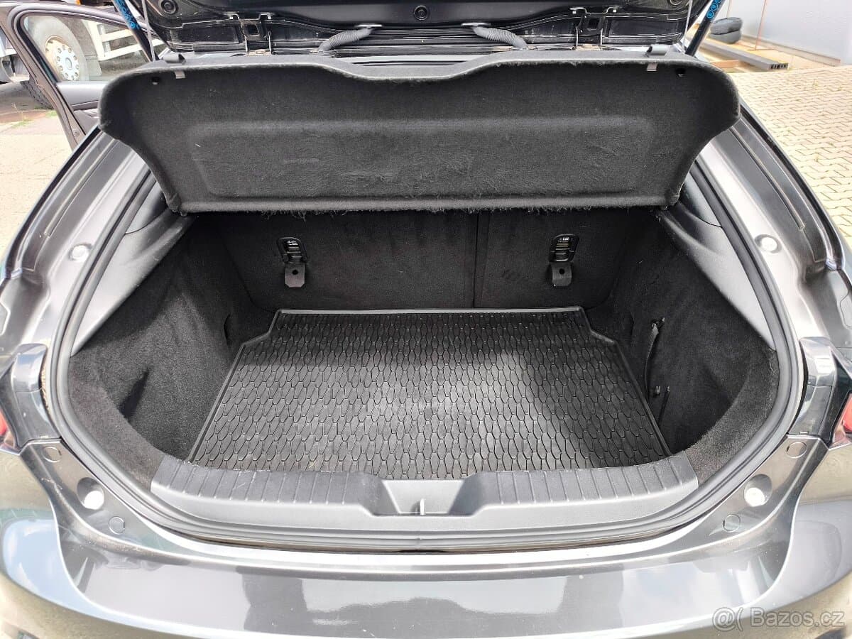 2020 Mazda 3 - 17