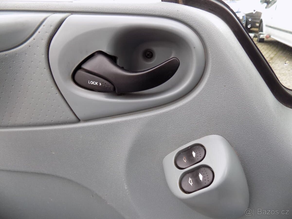 2010 Ford TRANSIT - 17