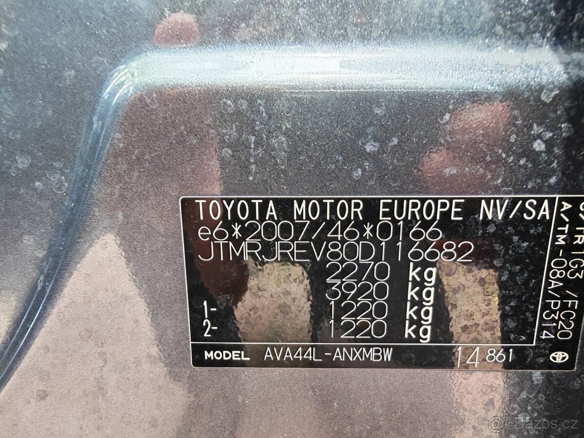 2017 Toyota RAV4 - 17