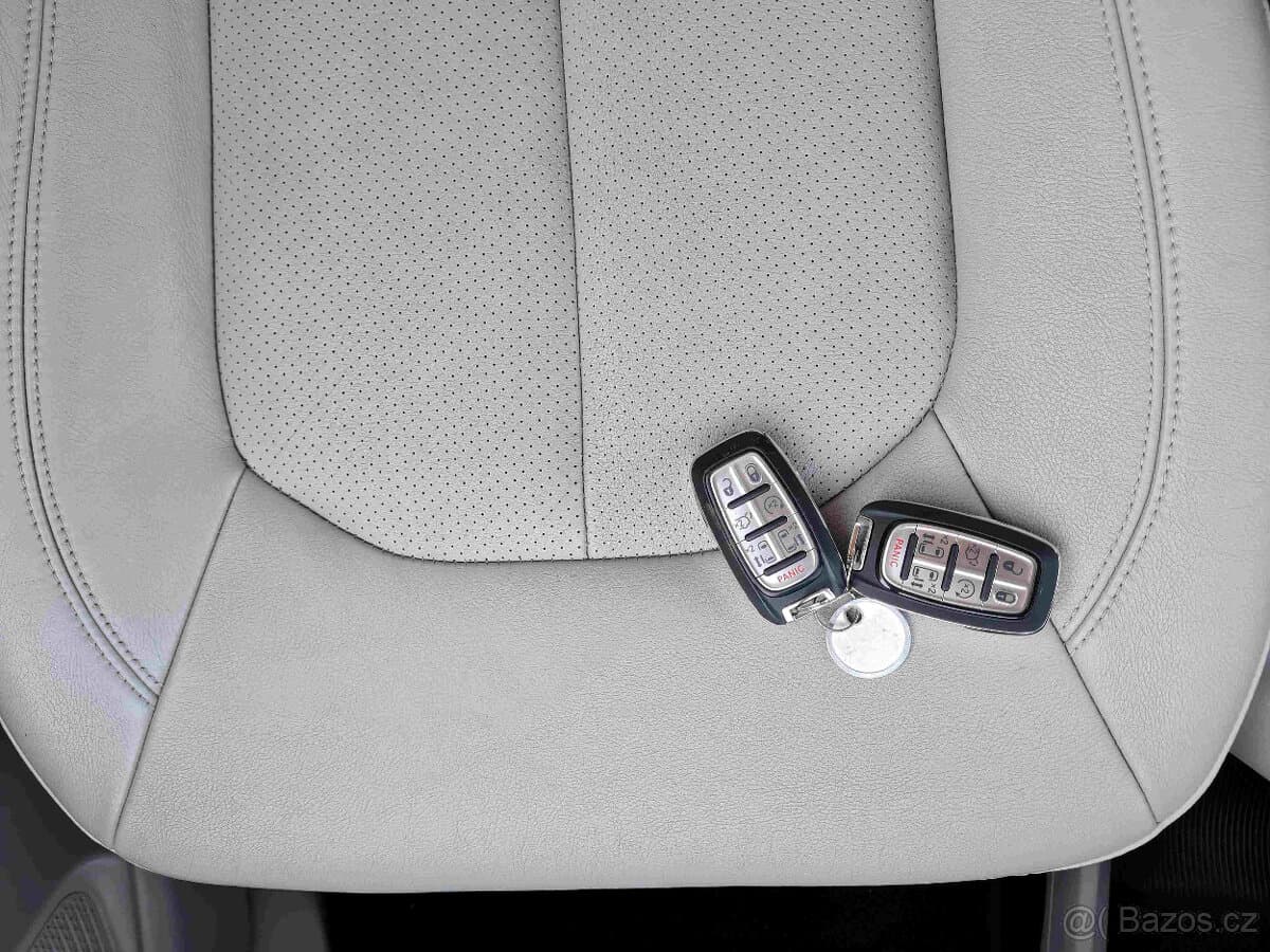 2021 Chrysler PACIFICA - 17