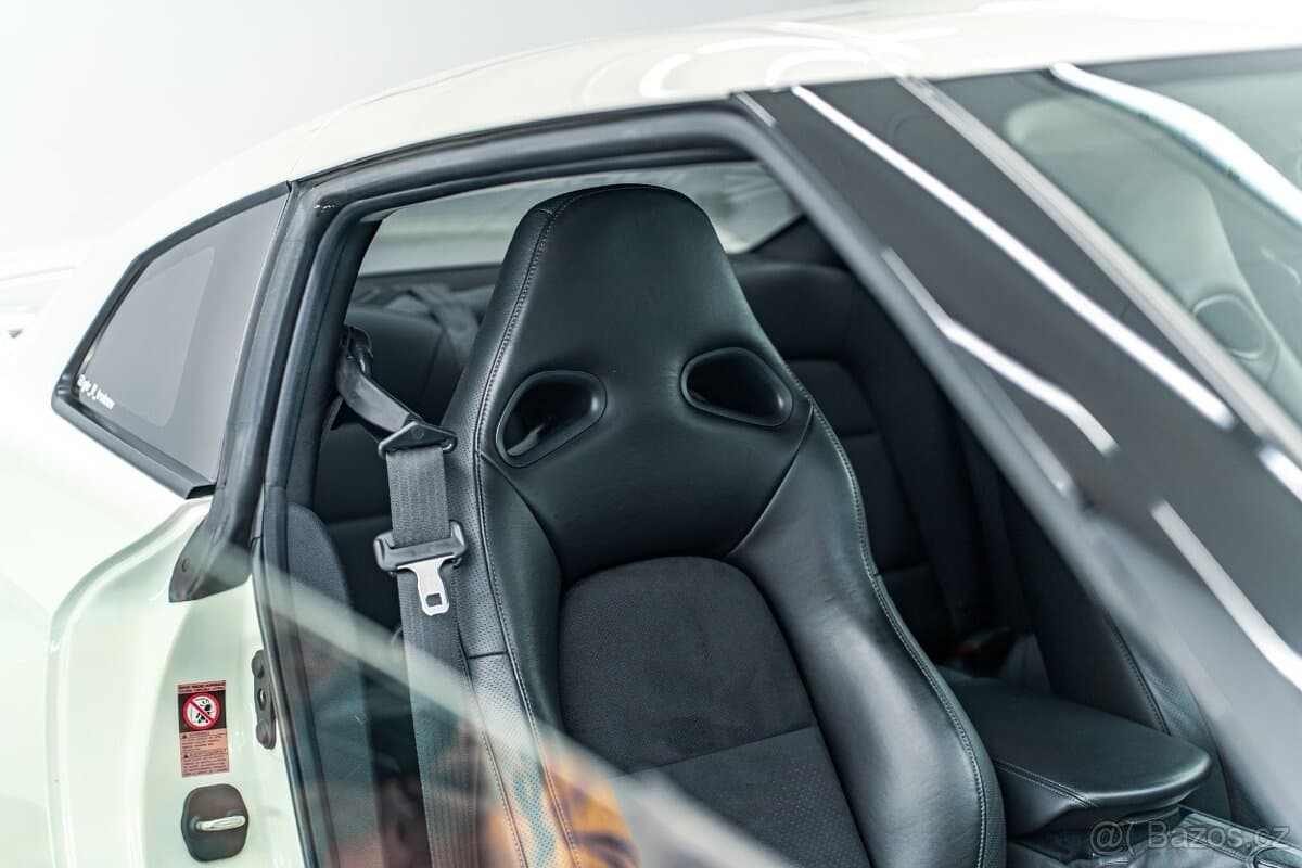 2008 Nissan GT-R - 17