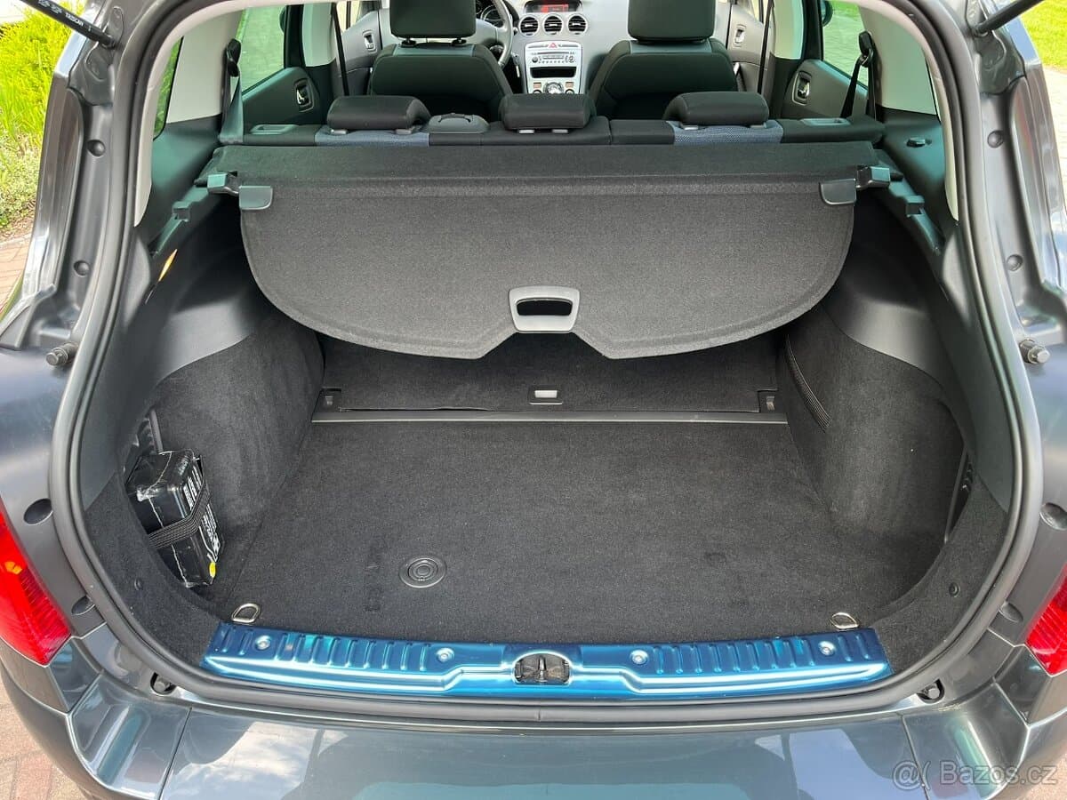 2012 Peugeot 308 - 17