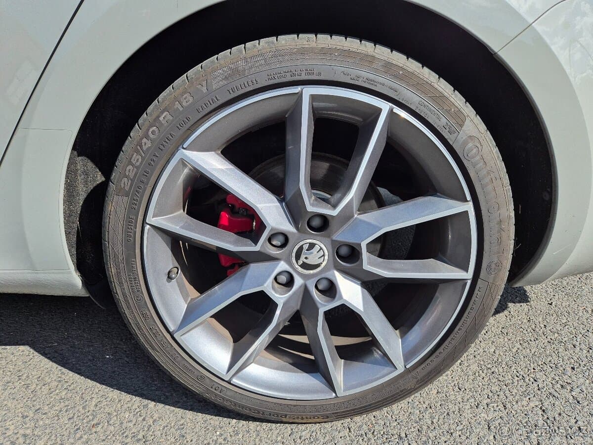 2014 Škoda OCTAVIA - 17