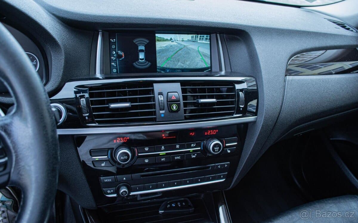 2017 BMW X4 - 17
