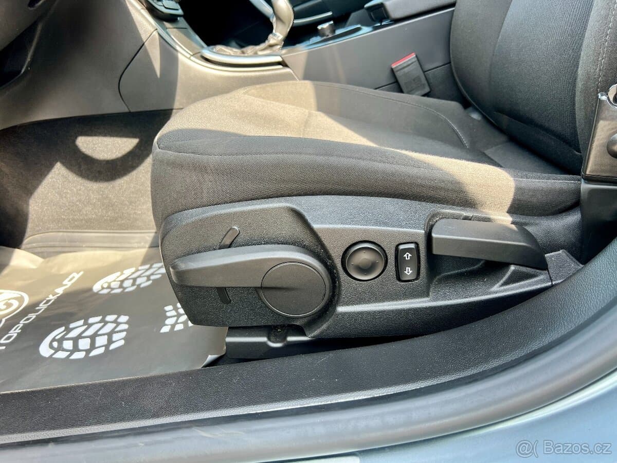 2010 Opel INSIGNIA - 17