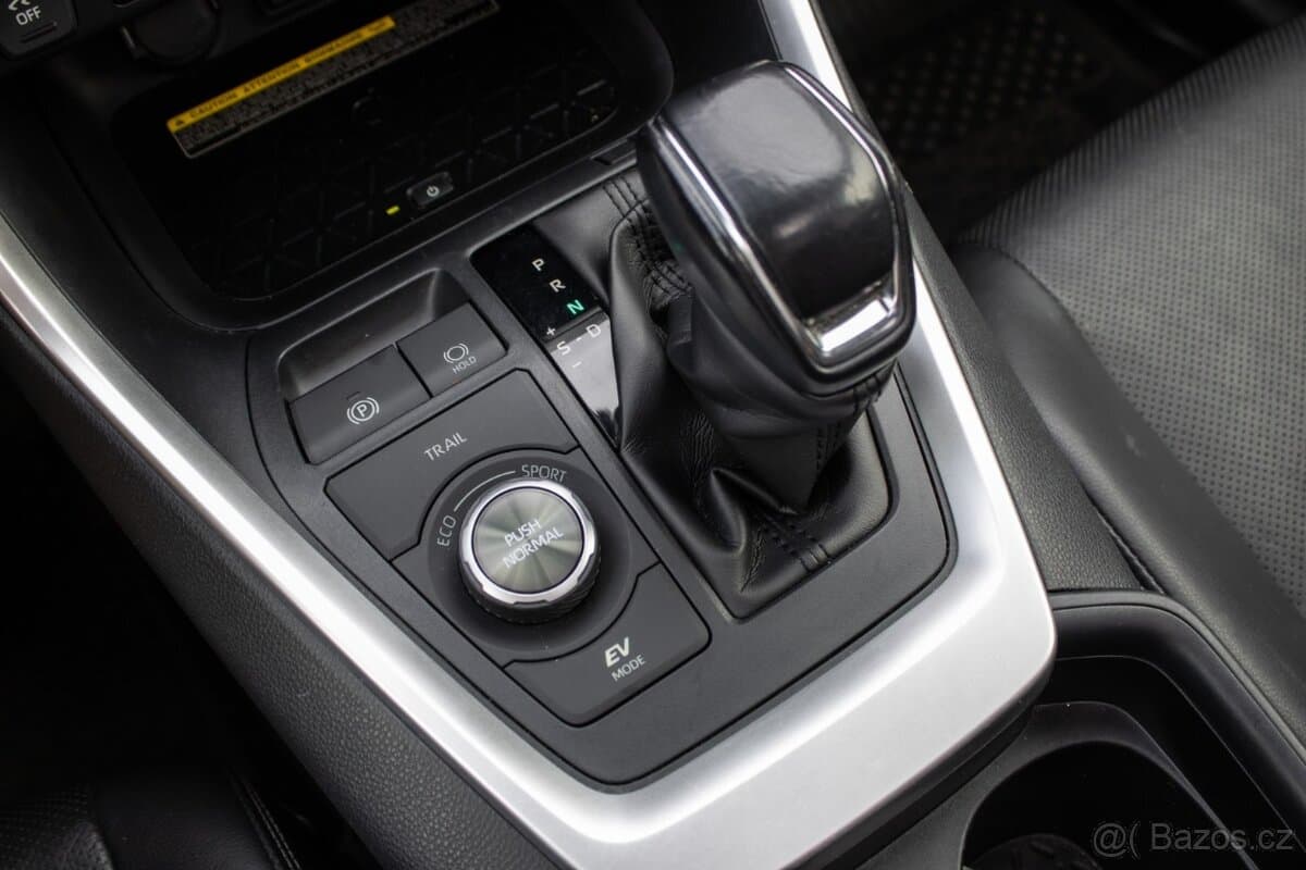 2019 Toyota RAV4 - 17