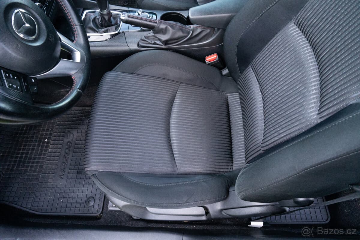 2015 Mazda 3 - 17