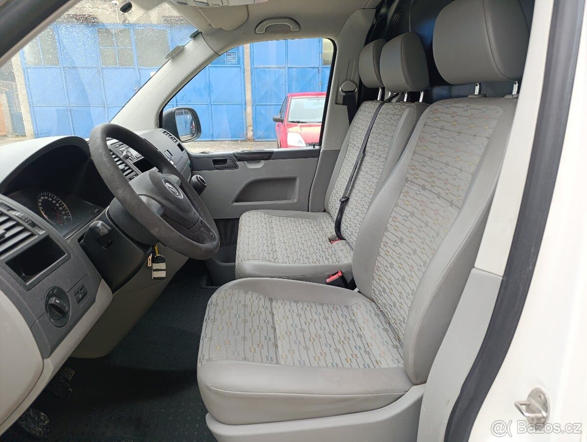 2013 Volkswagen TRANSPORTER - 17