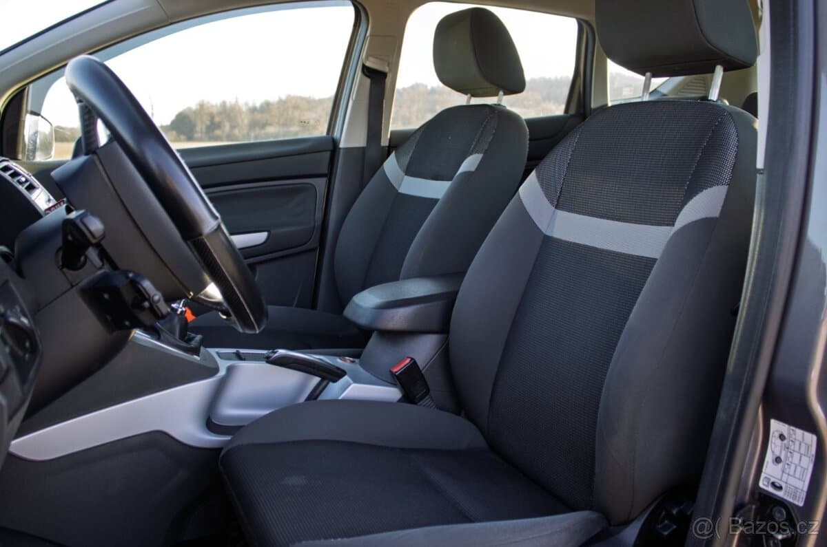 2012 Ford KUGA - 17