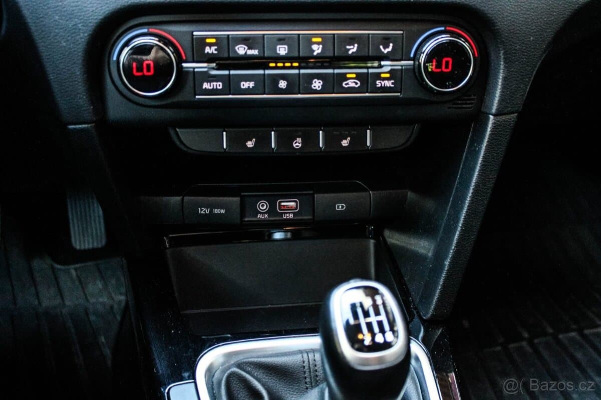 2019 Kia CEE'D - 17