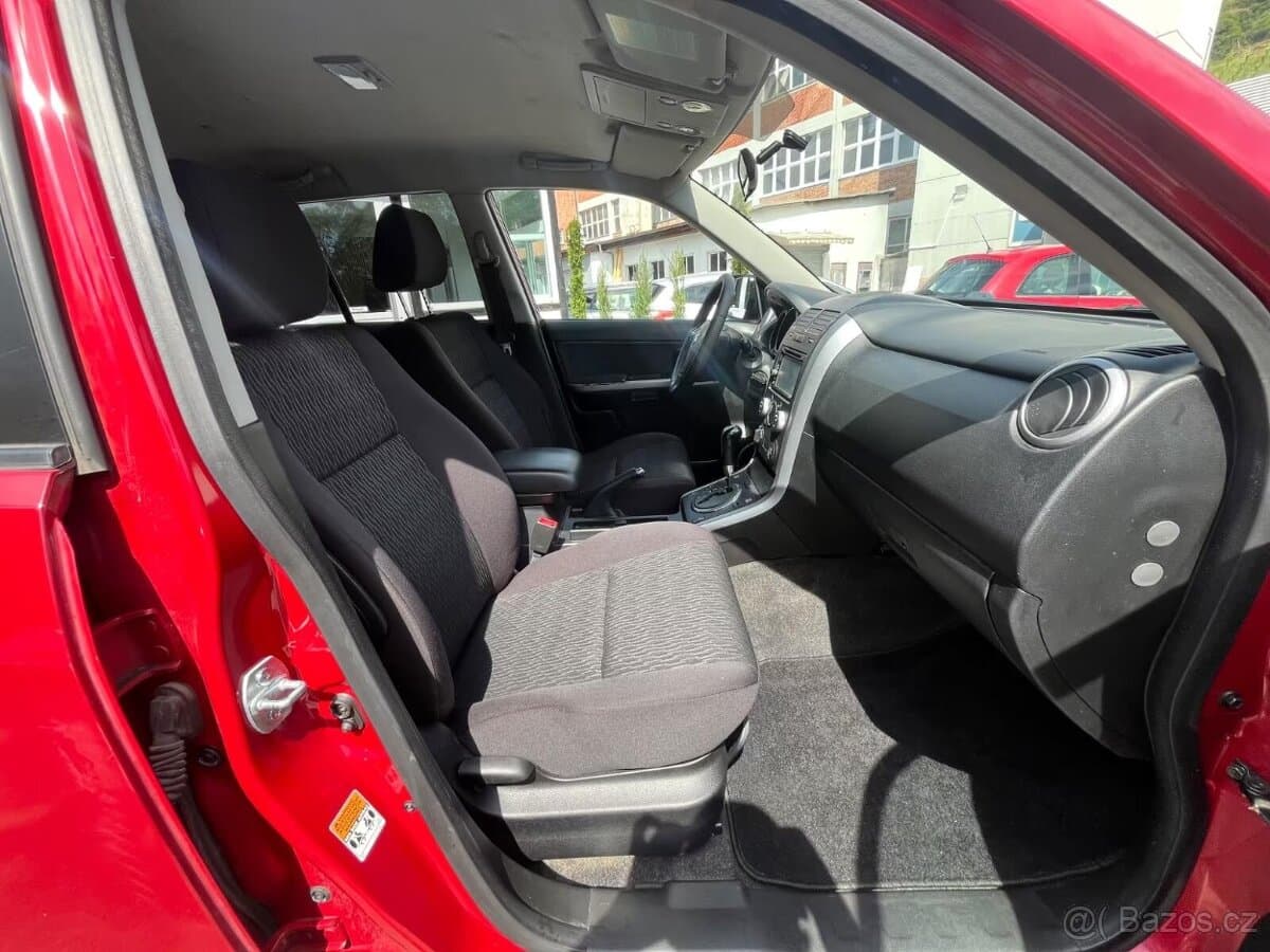 2015 Suzuki GRAND - 17