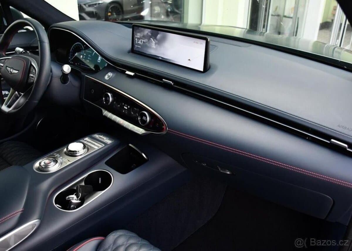 2022 Genesis GV70 - 17