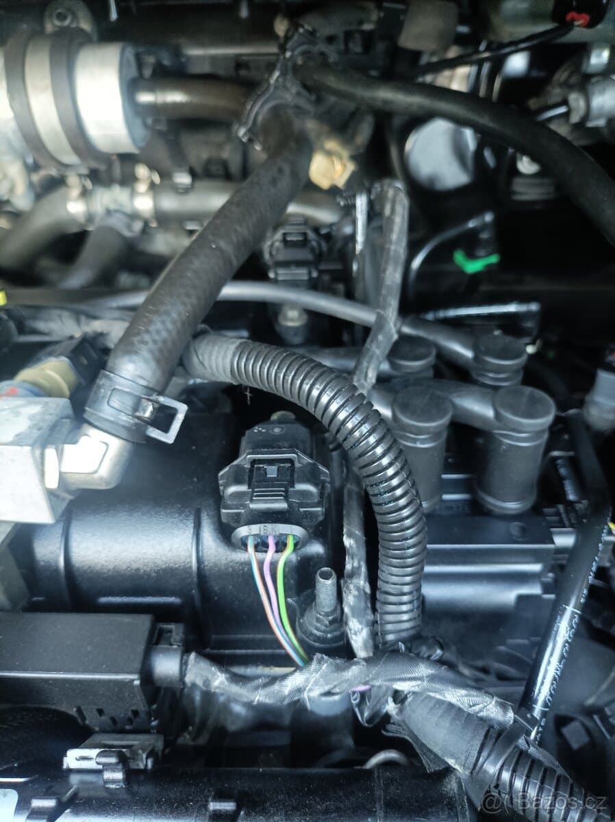 2013 Ford C-MAX - 17