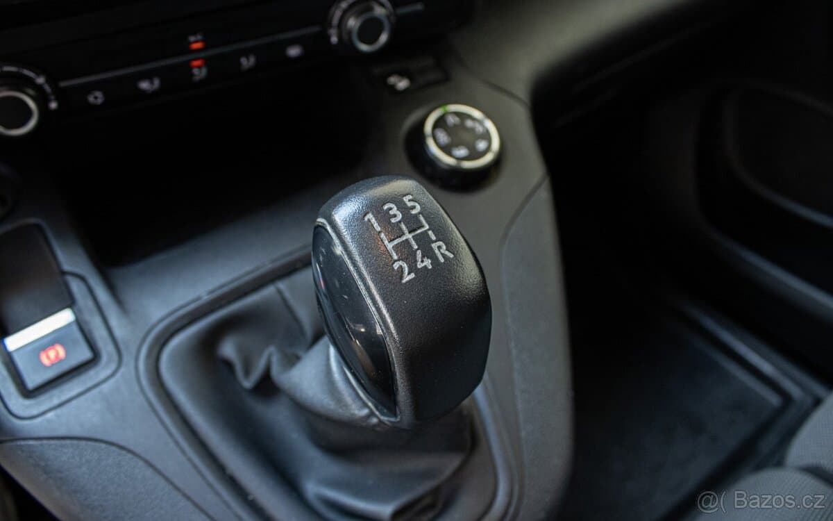 2019 Peugeot PARTNER - 17