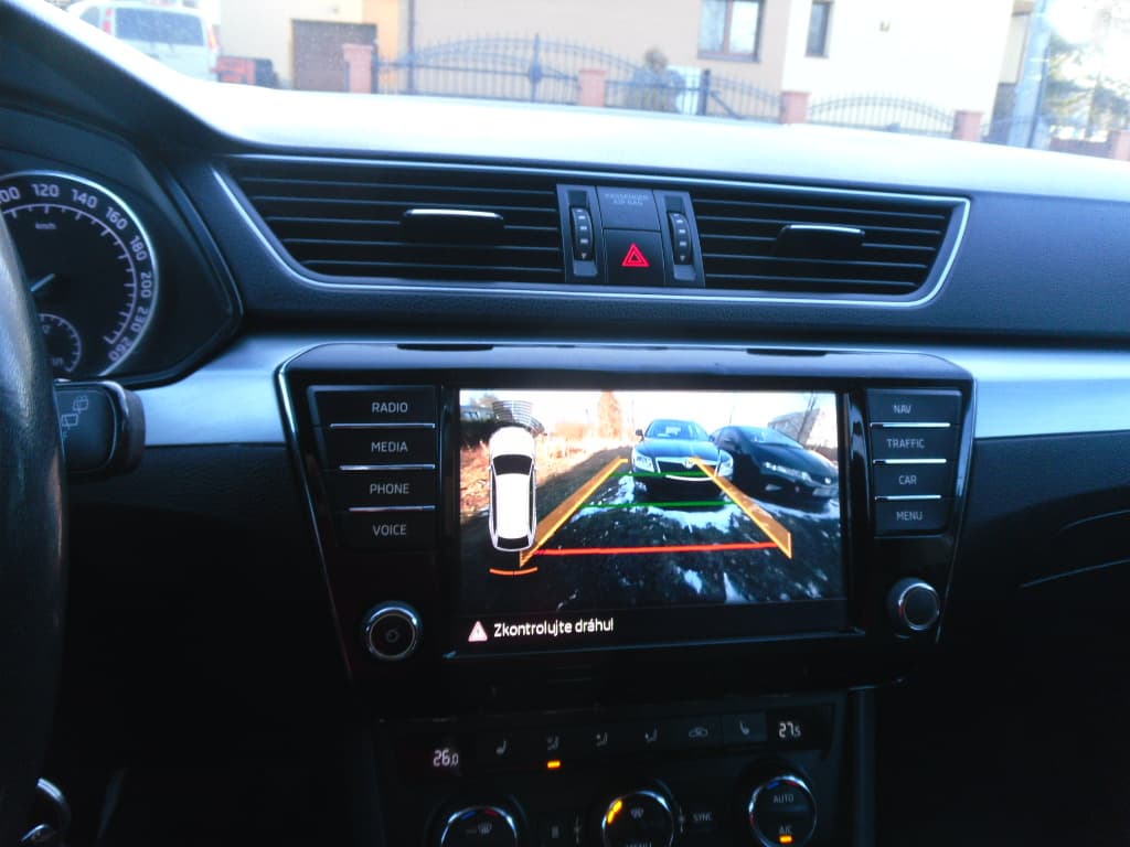 2018 Škoda SUPERB - 17