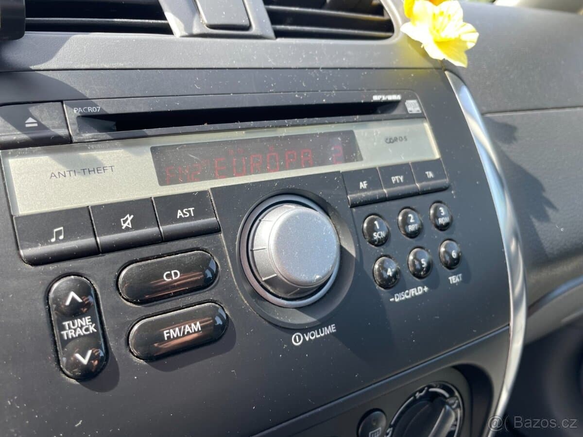 2013 Suzuki SX4 - 17