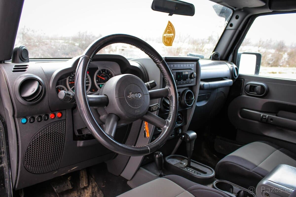 2007 Jeep WRANGLER - 17
