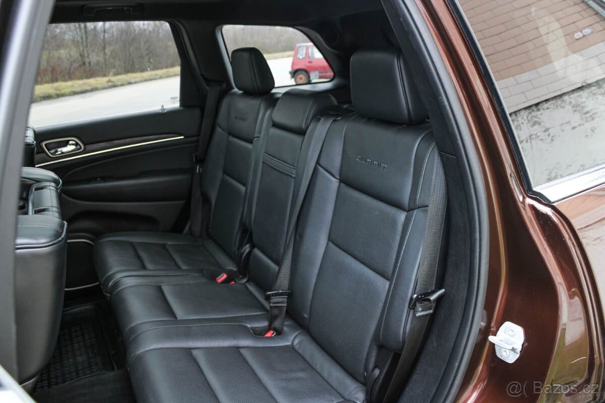 2016 Jeep CHEROKEE - 17