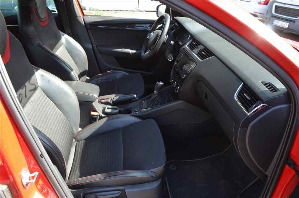 2014 Škoda OCTAVIA - 17