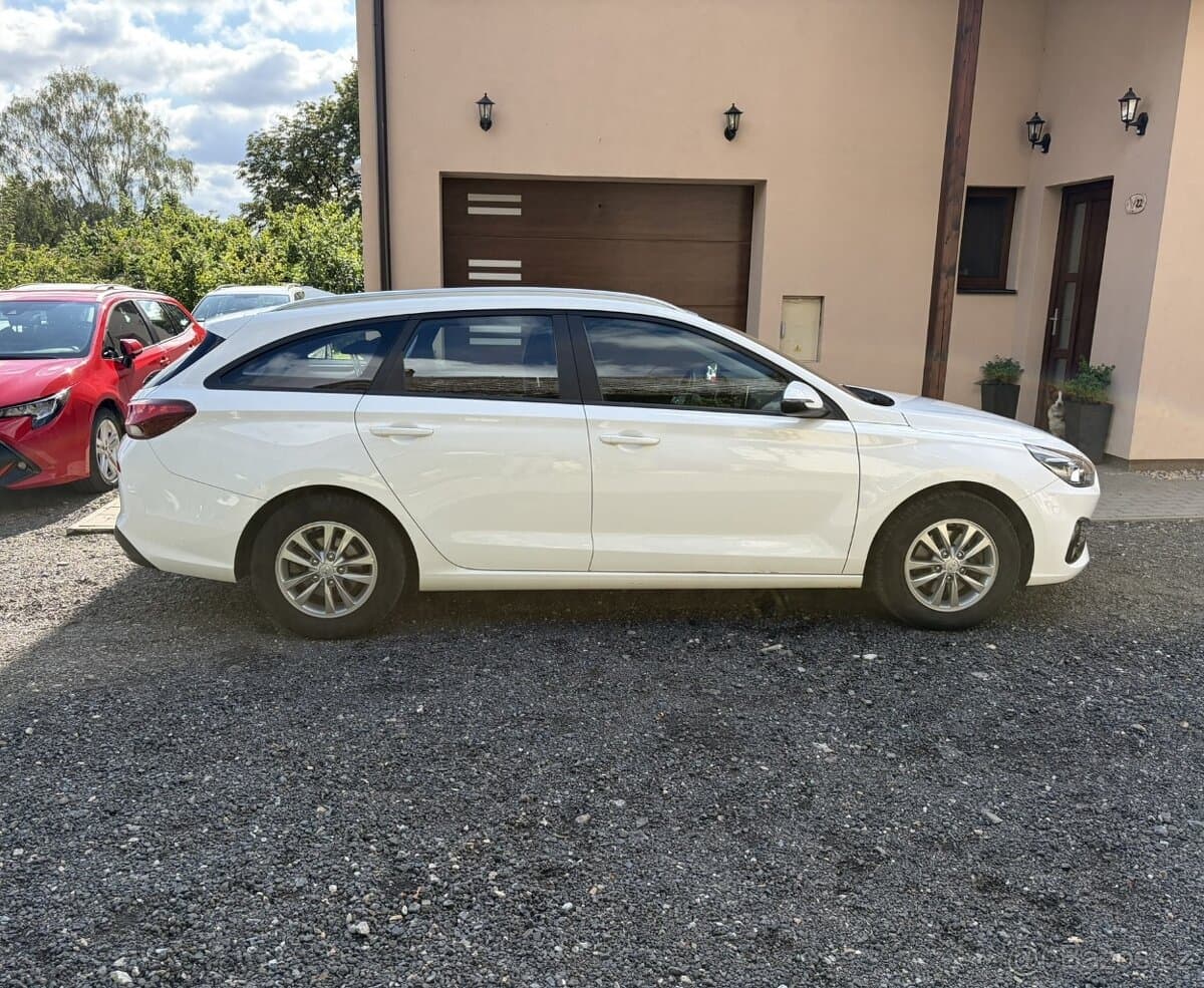 2021 Hyundai i30 - 17
