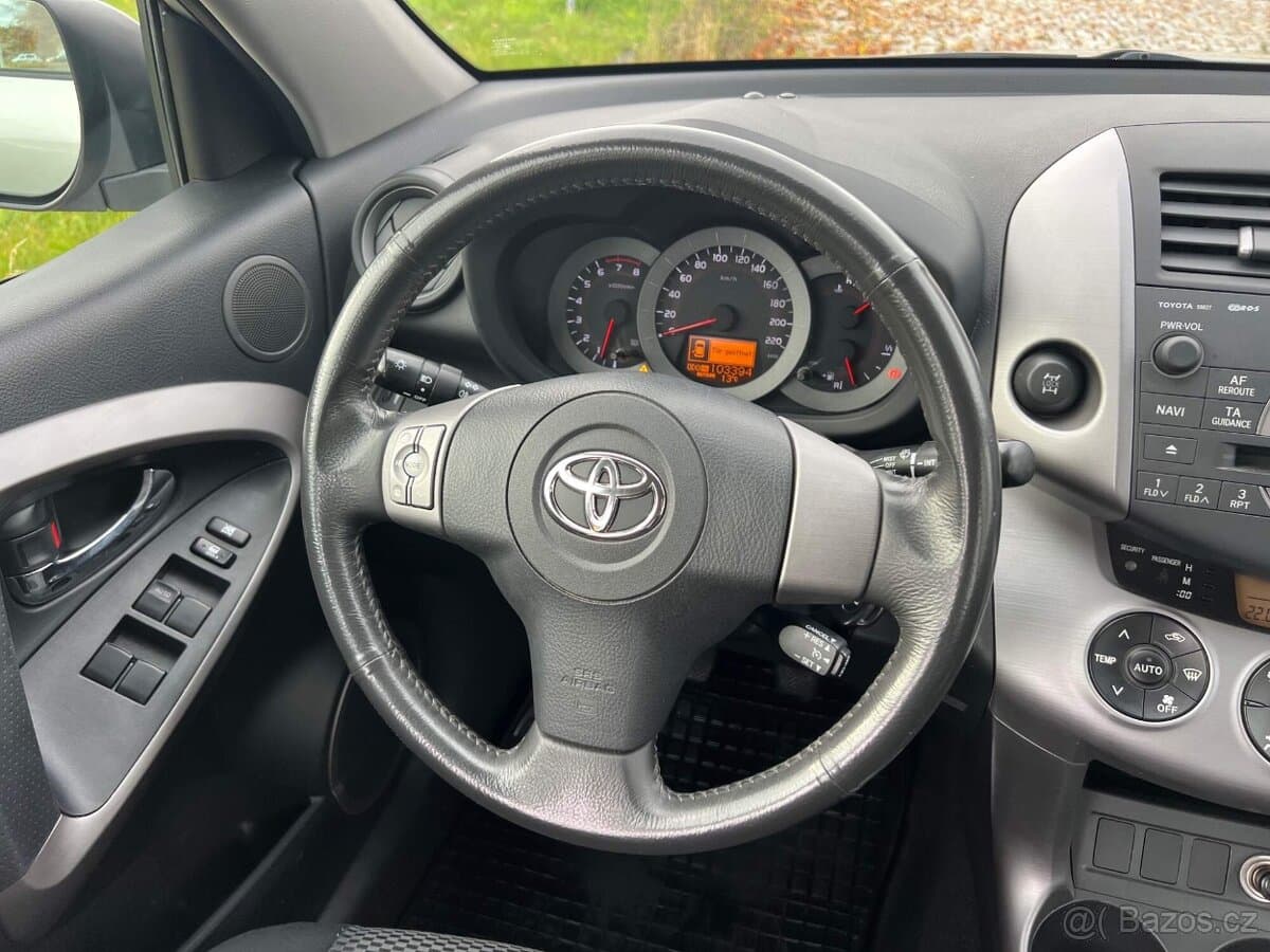 2007 Toyota RAV4 - 17
