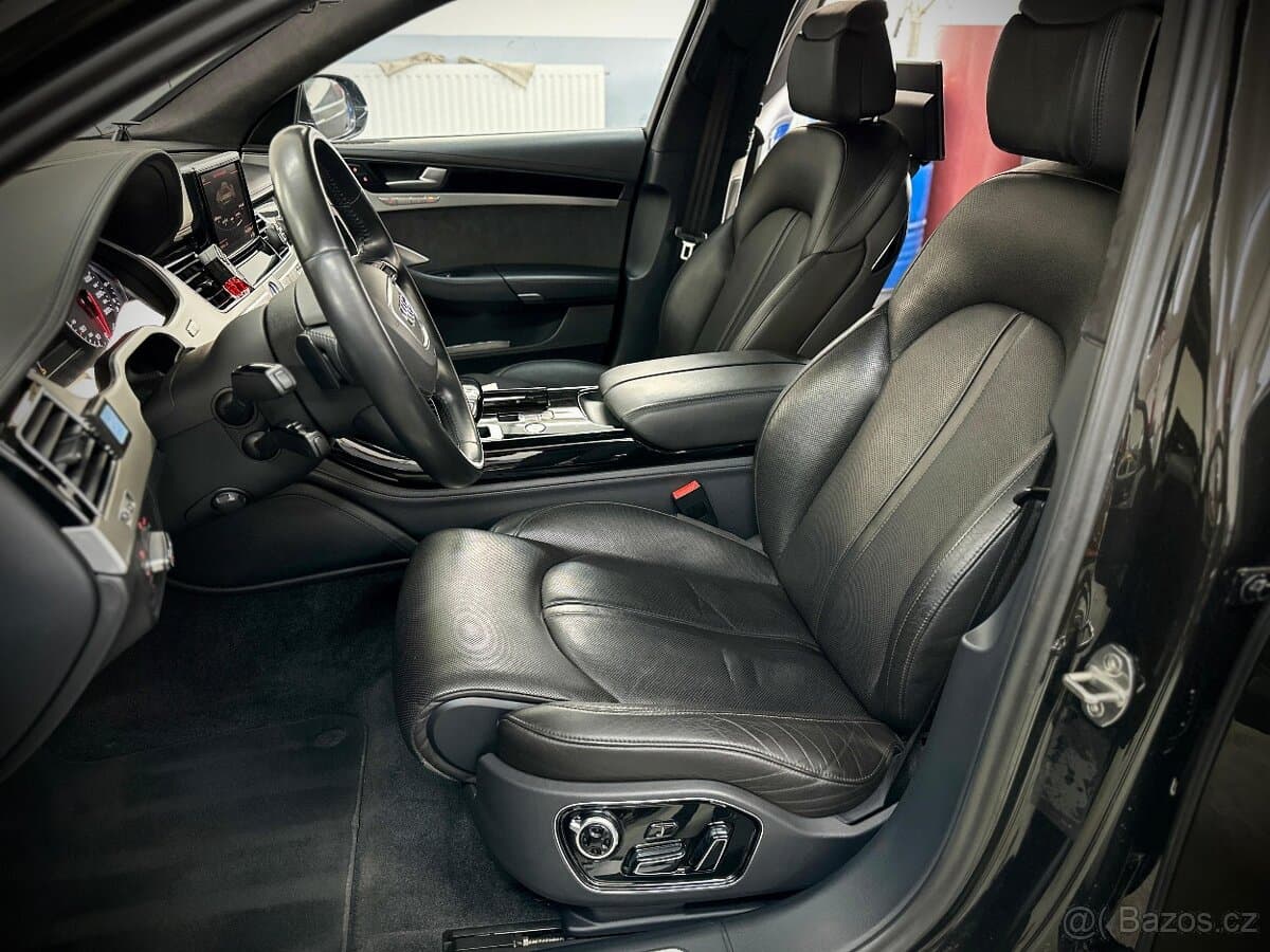 2012 Audi A8 - 17
