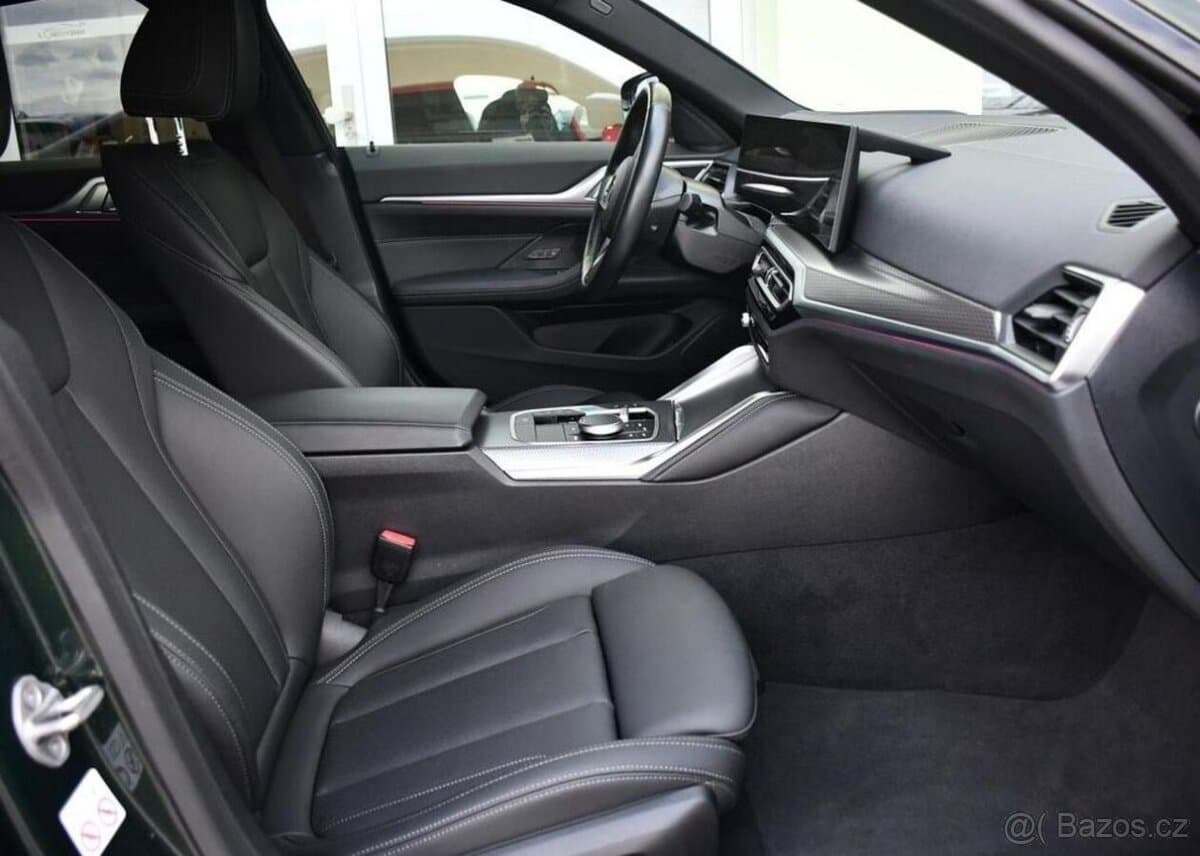 2023 BMW i4 - 17