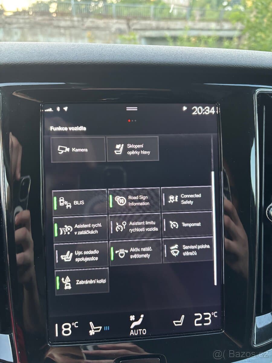 2020 Volvo V60 - 17