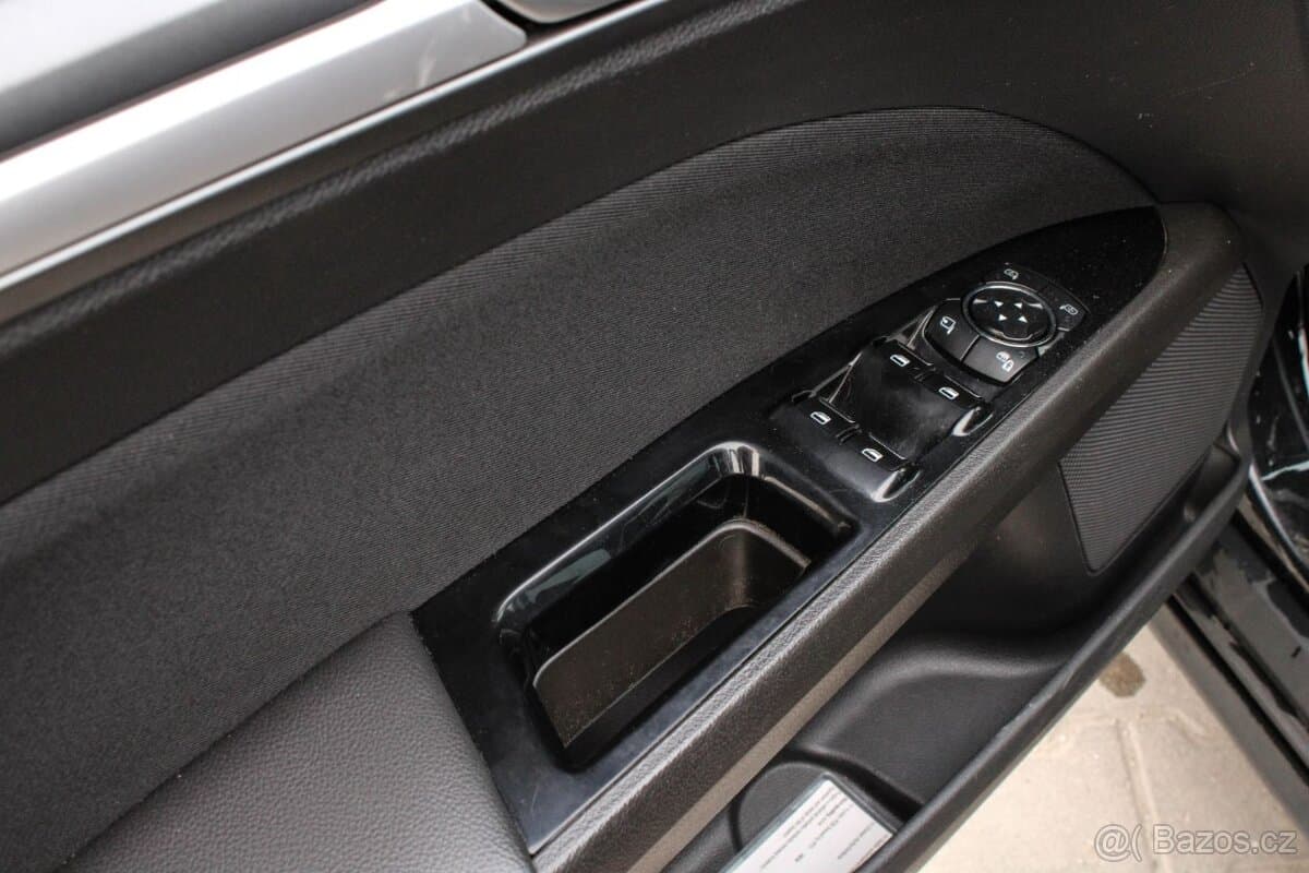 2016 Ford MONDEO - 17