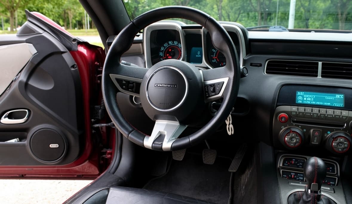 2010 Chevrolet CAMARO - 17
