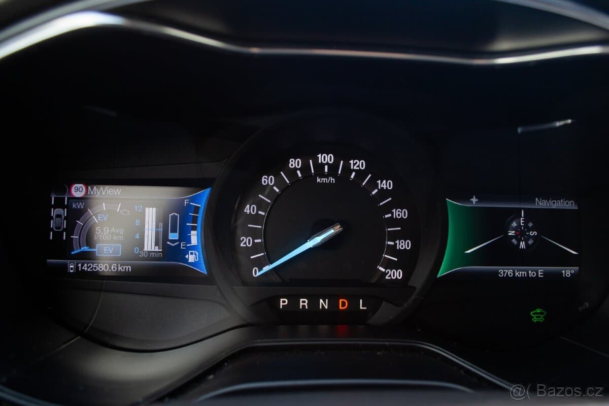 2015 Ford MONDEO - 17