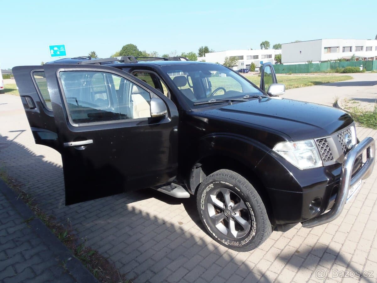 2009 Nissan PATHFINDER - 17
