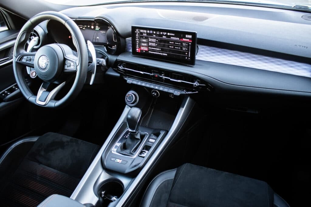 2023 Alfa Romeo TONALE - 17