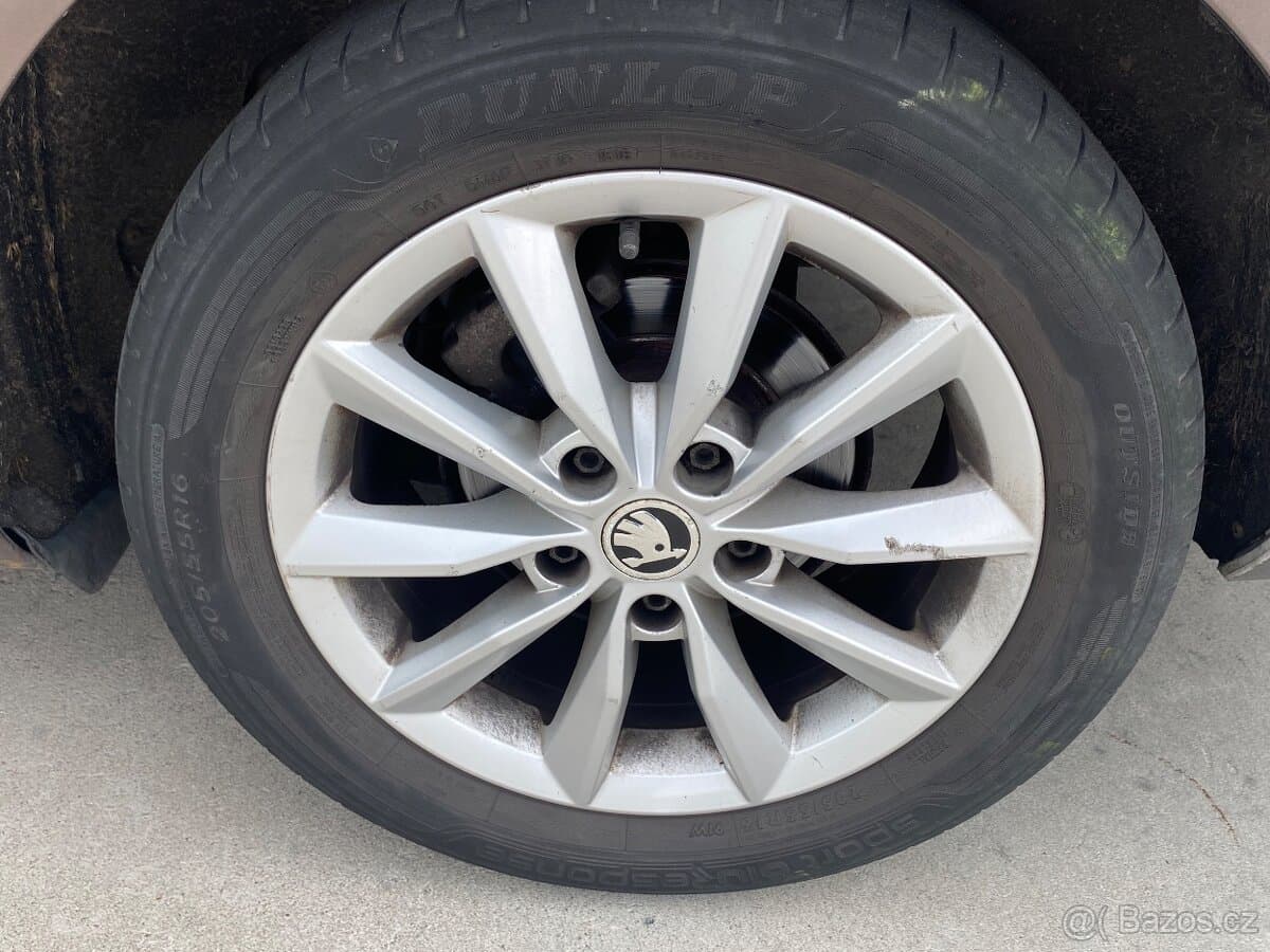2015 Škoda OCTAVIA - 17