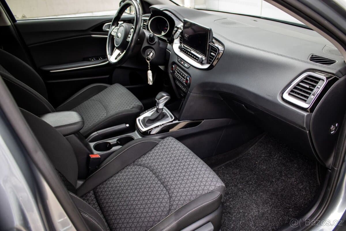 2021 Kia PROCEED - 17
