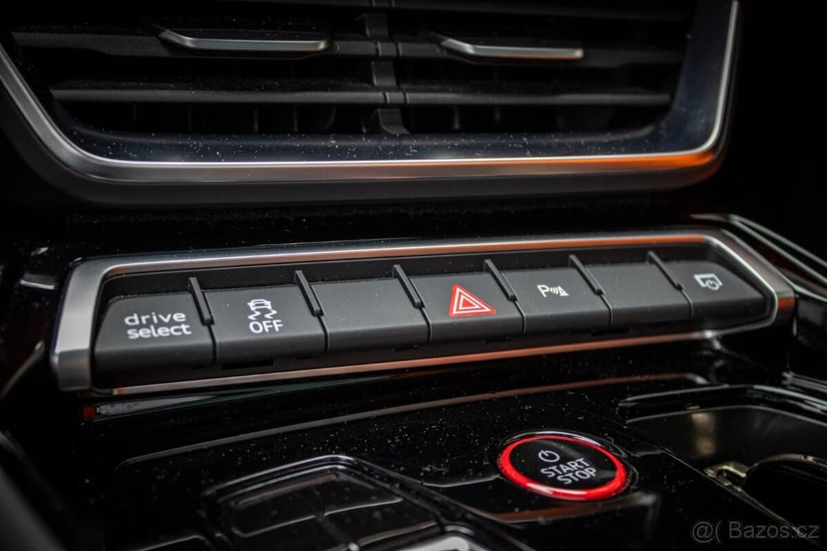 2022 Audi E-TRON - 17