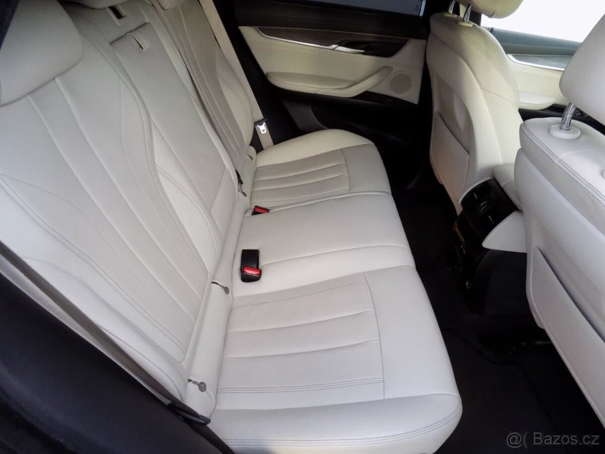 2016 BMW X6 - 17