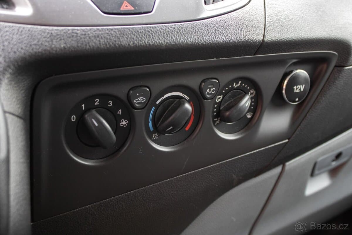 2013 Ford TRANSIT - 17