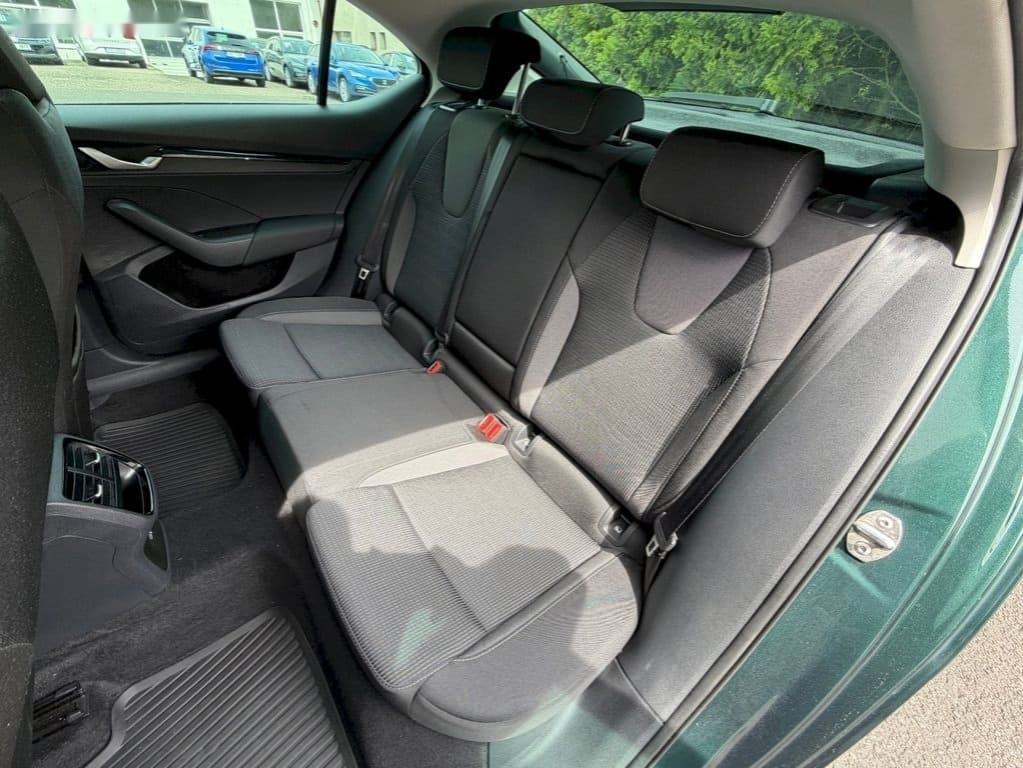 2025 Škoda OCTAVIA - 17