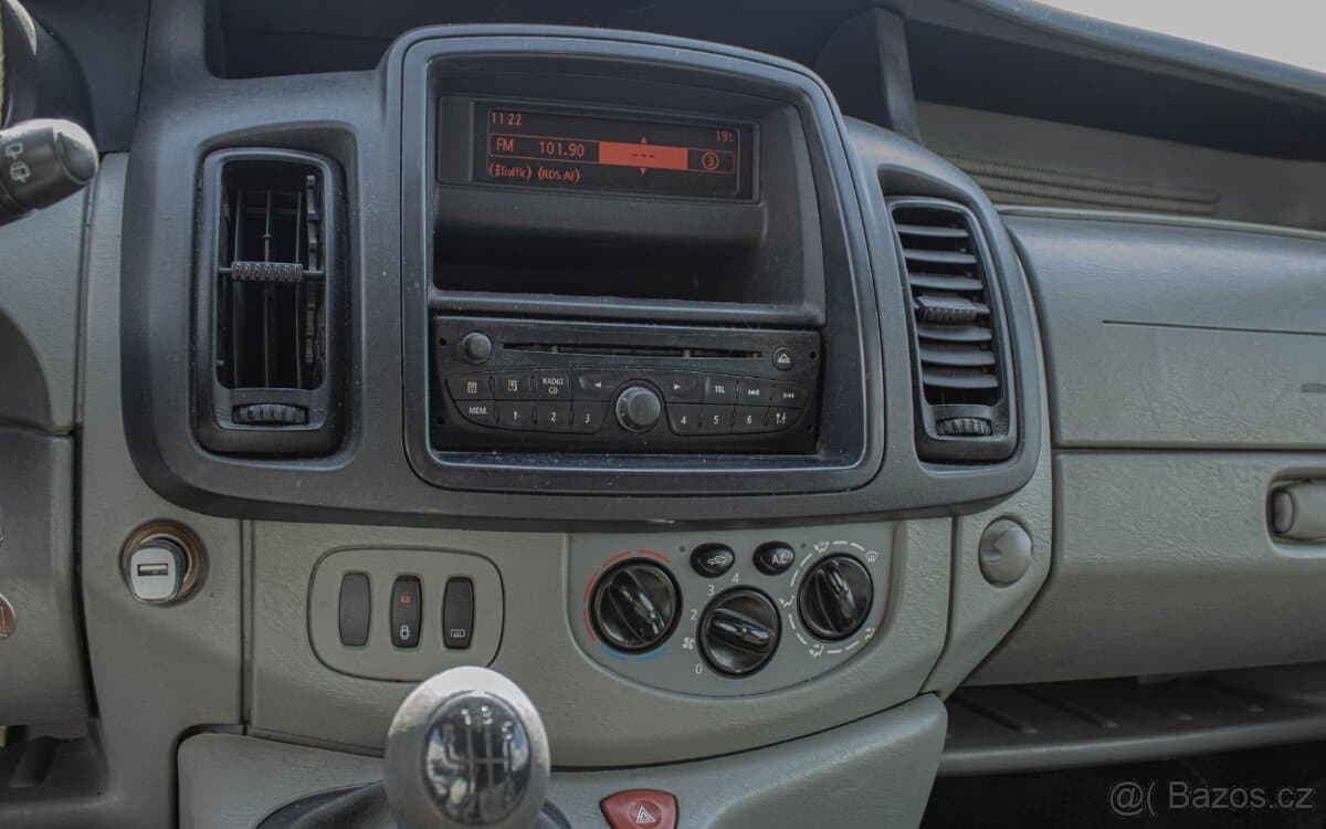 2011 Opel VIVARO - 17