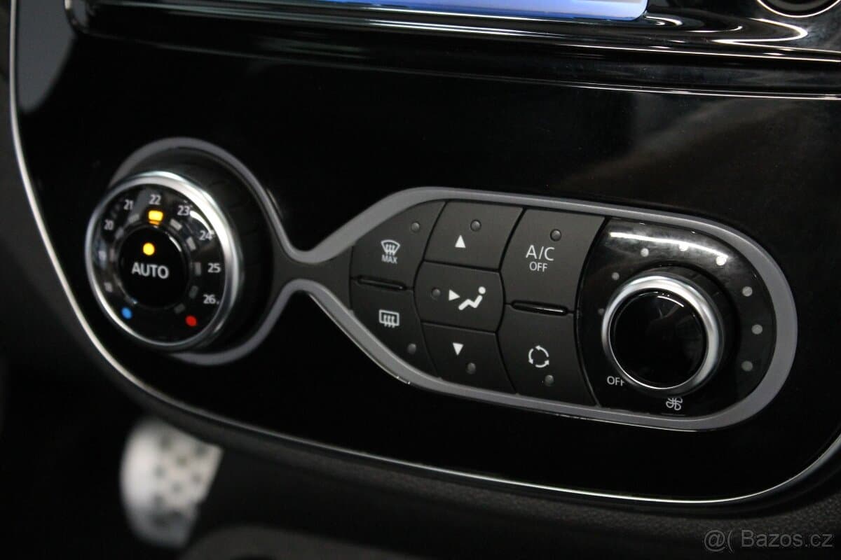 Renault CAPTUR - 17