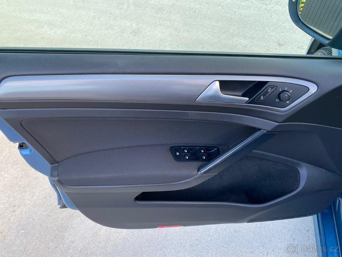 2014 Volkswagen GOLF - 17