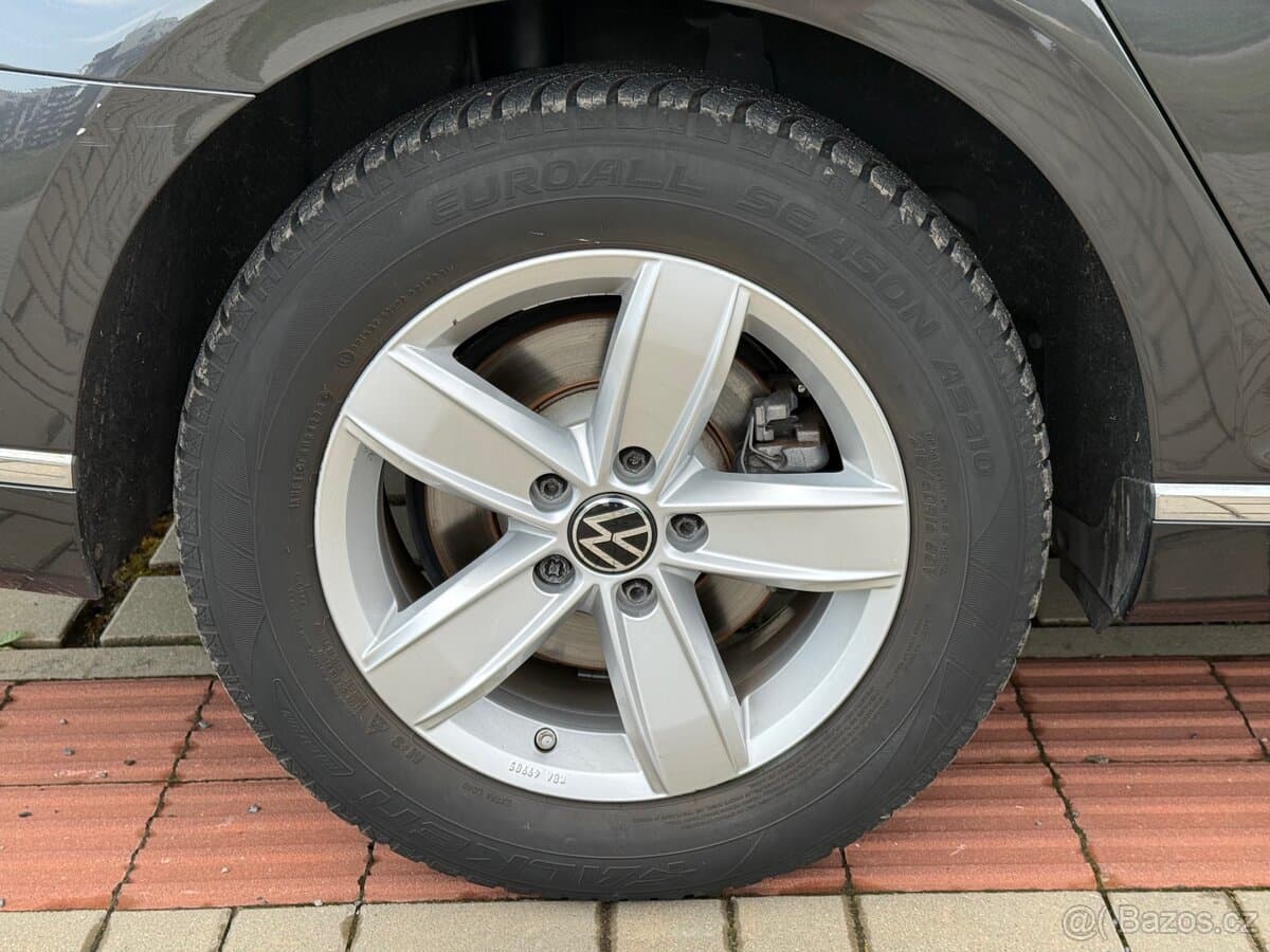 2021 Volkswagen PASSAT - 17