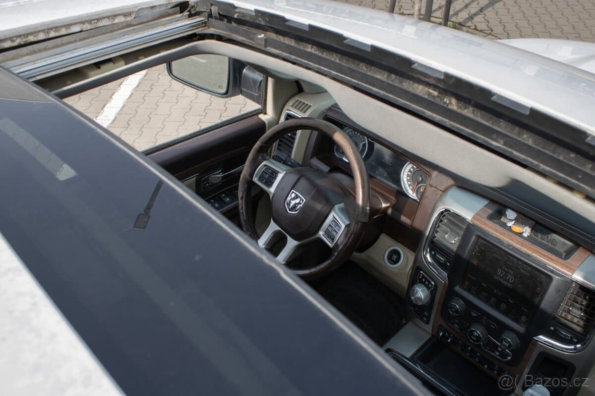 2015 Dodge OSTATNÍ - 17