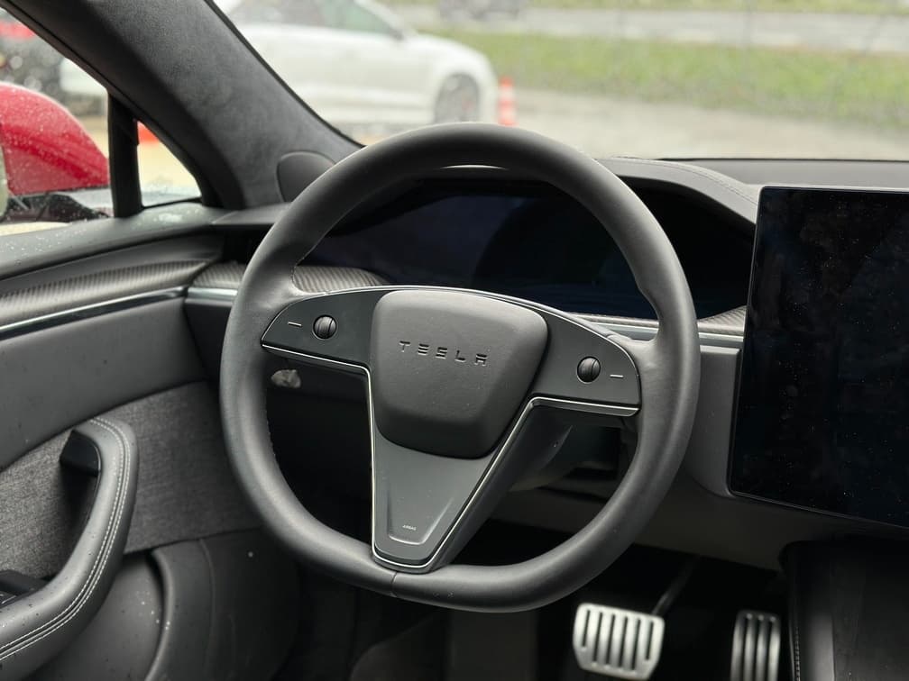 2024 Tesla MODEL S - 17