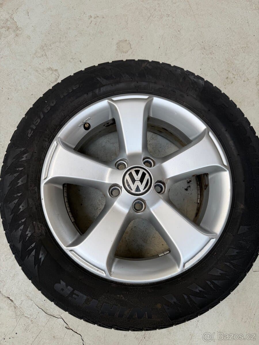 2016 Volkswagen PASSAT - 17