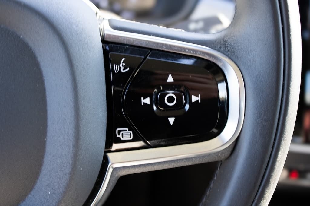 2019 Volvo S90 - 17