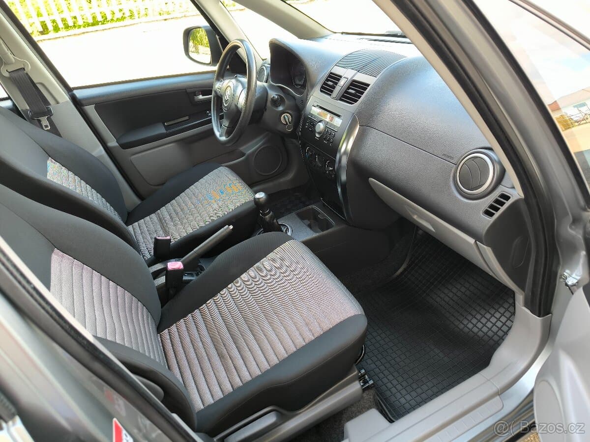 2012 Suzuki SX4 - 17